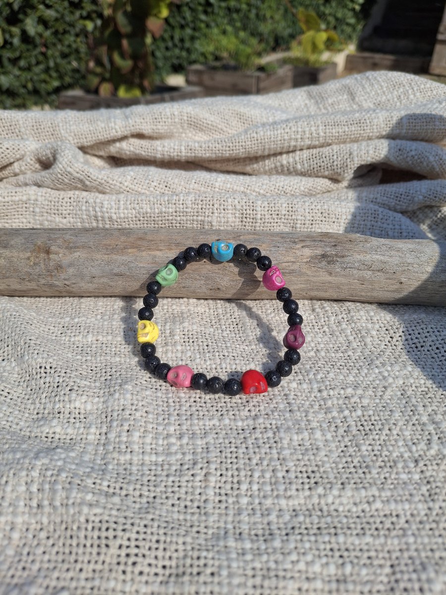 Skull Volcano Rainbow 6mm
