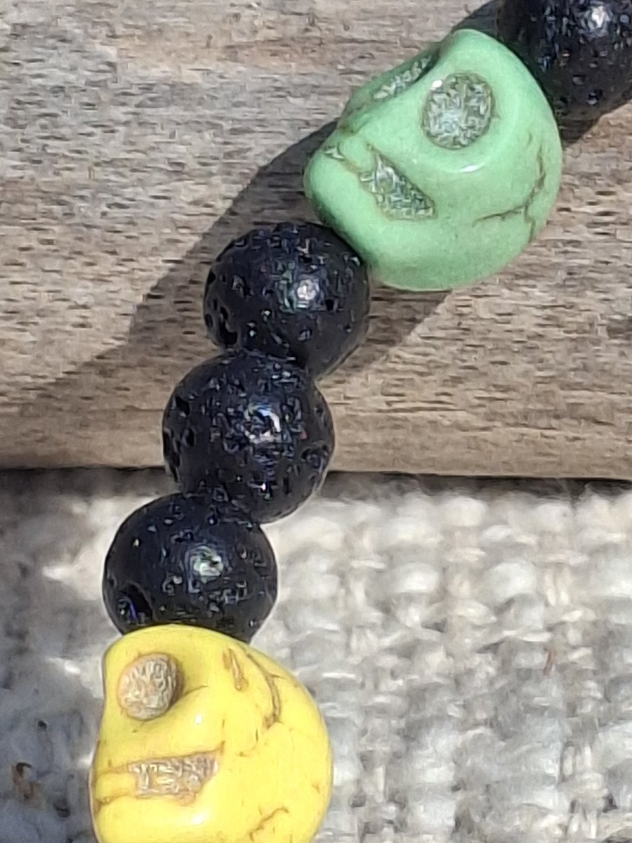 Skull Volcano Rainbow 6mm